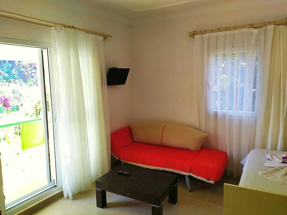 Bucak Apart Hotel Goecek & Beach 外观 照片